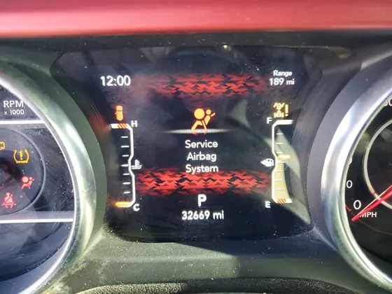 2020 Jeep Wrangler VIN 1C4HJXFN1LW326922 - photo 9 of 14