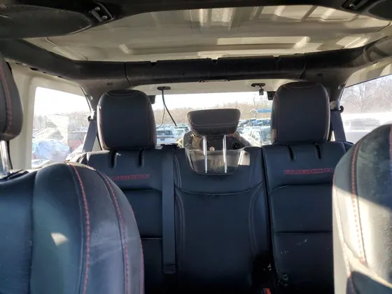 2020 Jeep Wrangler VIN 1C4HJXFN1LW326922 - photo 10 of 14
