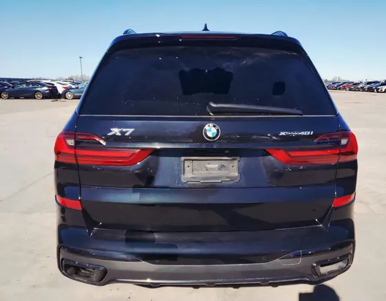2022 BMW X7 VIN 5UXCW2C04N9M75073 - photo 5 of 9