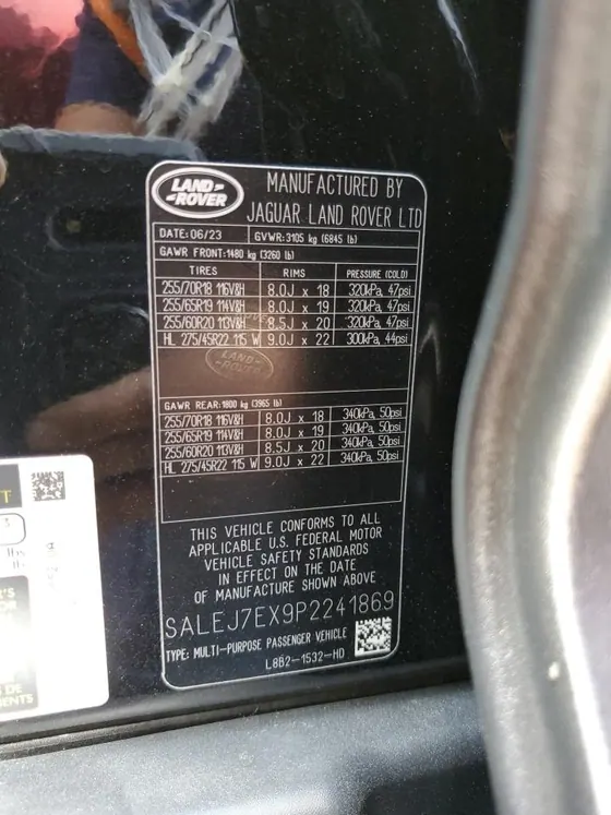 2023 Land Rover Defender VIN SALEJ7EX9P2241869 - photo 14 of 14