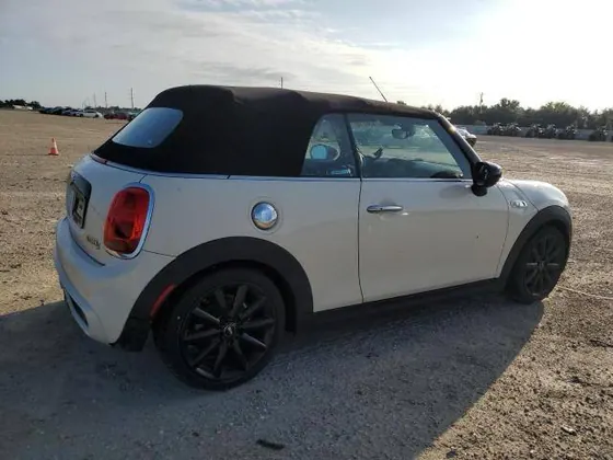 2020 MINI Cooper Convertible VIN WMWWJ5C09L3L03634 - photo 5 of 10