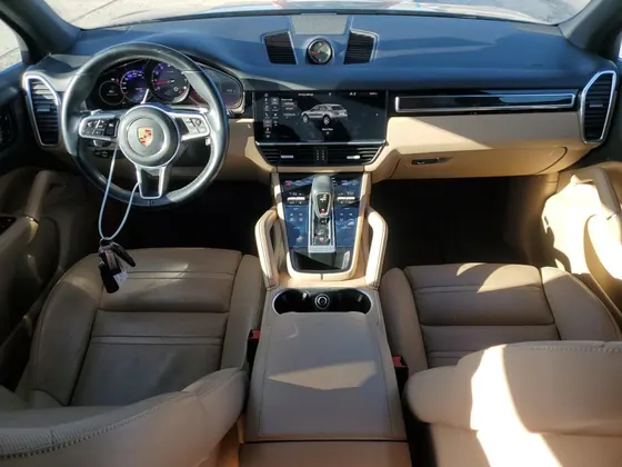 2019 Porsche Cayenne VIN WP1AA2AY2KDA01596 - photo 10 of 15