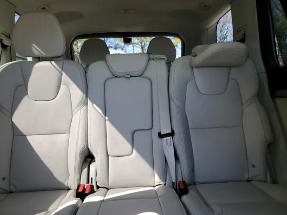 2025 Volvo XC90 VIN YV4062PF0S1296877 - photo 10 of 15